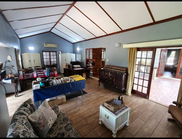 2 BEDROOM TOWNHOUSE FOR SALE IN PROTEA PARK